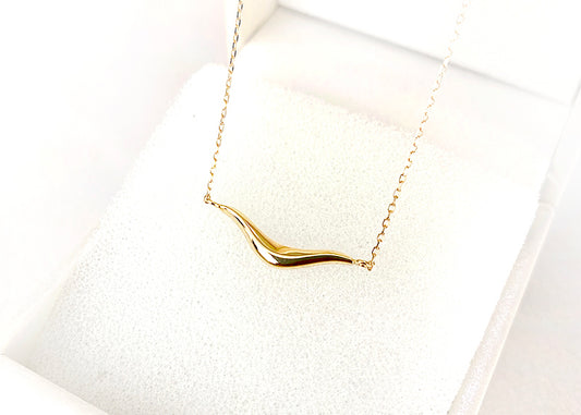 K18 ゴールド ジュエリー シンプル ネックレス 弓 アーチェリー モチーフ プレゼント ユニセックス 18金 地金【Diana:ディアーナ】mythol オフィス ビジネス カジュアル フォーマル